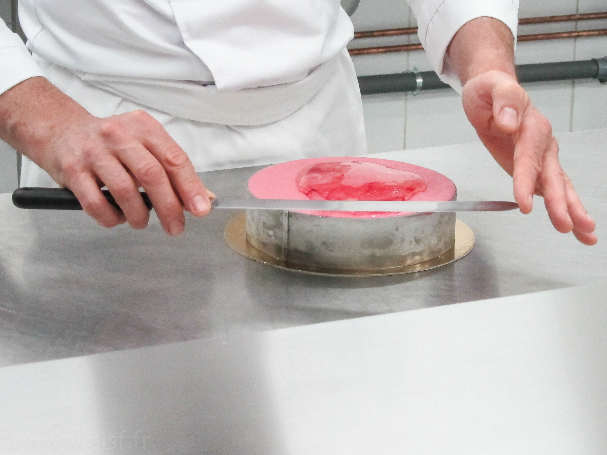 EISF lissage fraisier - CAP Patissier